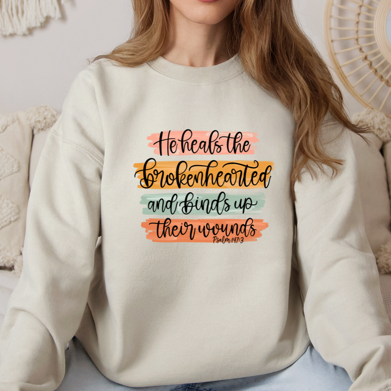 He Heals the Brokenhearted – Comfort Colors® Long Sleeve Tee