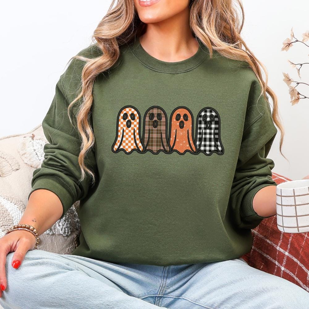 Embroidered Ghost Patchwork Sweatshirt: Spooky Autumn Appliqué Crewneck